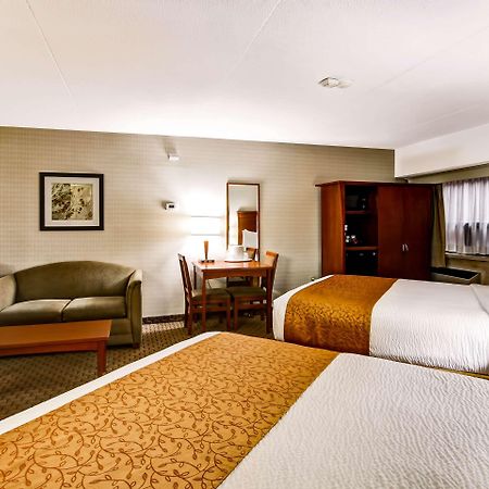 Quality Inn Кичънър Екстериор снимка