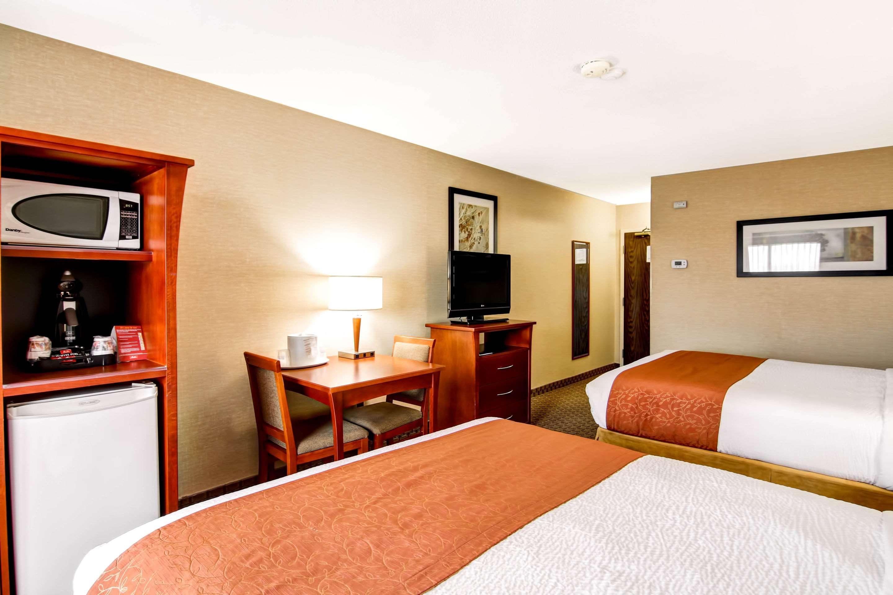 Quality Inn Кичънър Екстериор снимка