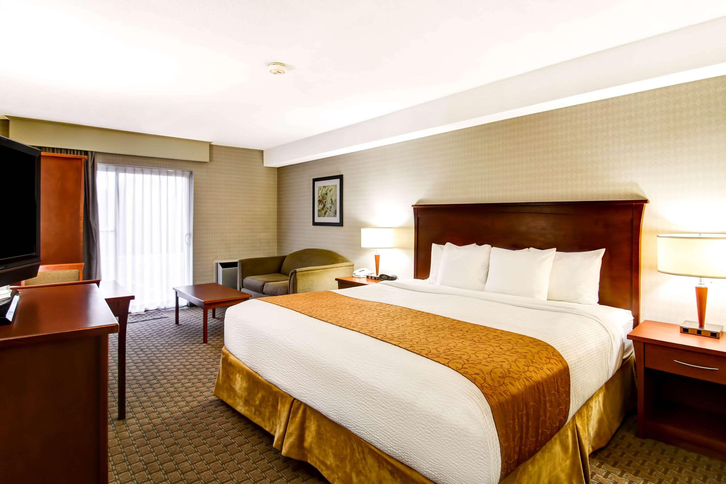 Quality Inn Кичънър Екстериор снимка