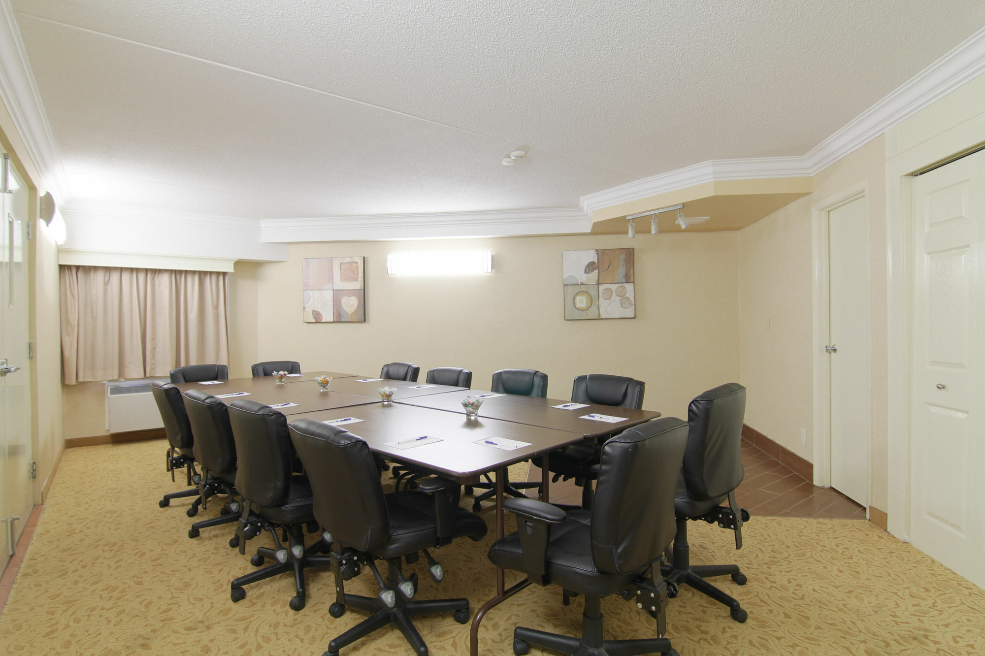 Quality Inn Кичънър Екстериор снимка